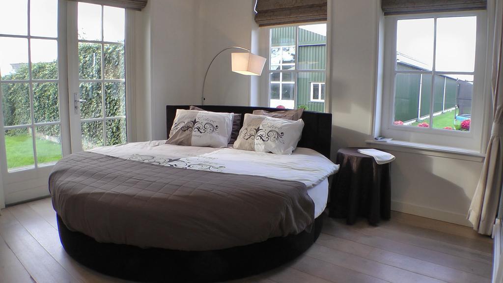 Bed And Breakfast Hoeve Chapeau Катвоуде Номер фото
